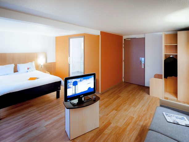 Imagen de la habitación del Hotel ibis Maisons Laffitte. Foto 20