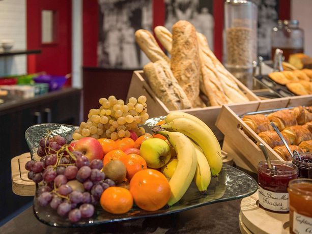 Imagen del bar/restaurante del Hotel ibis Metz Woippy. Foto 9