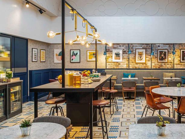 Imagen general del Hotel ibis Paris Grands Boulevards Opéra 9e. Foto 4