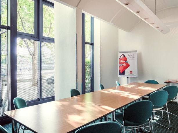 Imagen de los interiores del Hotel ibis Paris La Villette Cité des Sciences 19ème. Foto 16