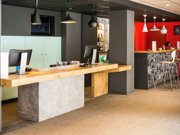 Imagen de los interiores del Hotel ibis Paris Pont De Suresnes. Foto 19