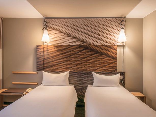 Imagen de la habitación del Hotel ibis Poznan Centrum. Foto 8
