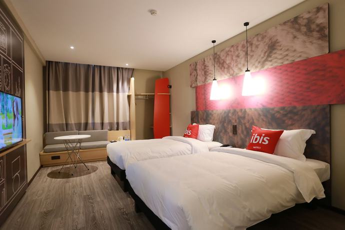 Imagen general del Hotel ibis Qingdao Hi-Tech Zone Hotel. Foto 1
