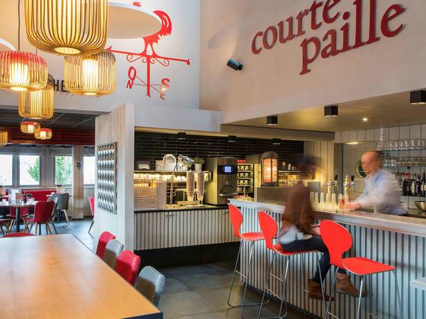 Imagen del bar/restaurante del Hotel ibis Reims Tinqueux. Foto 4