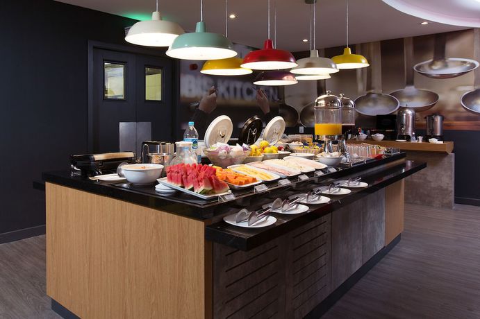 Imagen del bar/restaurante del Hotel ibis Sao Jose dos Campos Colinas. Foto 6