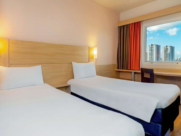 Imagen de la habitación del Hotel ibis Sao Paulo Interlagos. Foto 8