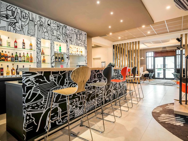 Imagen del bar/restaurante del Hotel ibis Setif Hotel. Foto 2