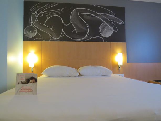 Imagen de la habitación del Hotel ibis Soissons. Foto 3