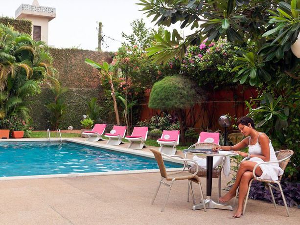 Imagen de los exteriores del Hotel ibis Styles Abidjan Marcory. Foto 15