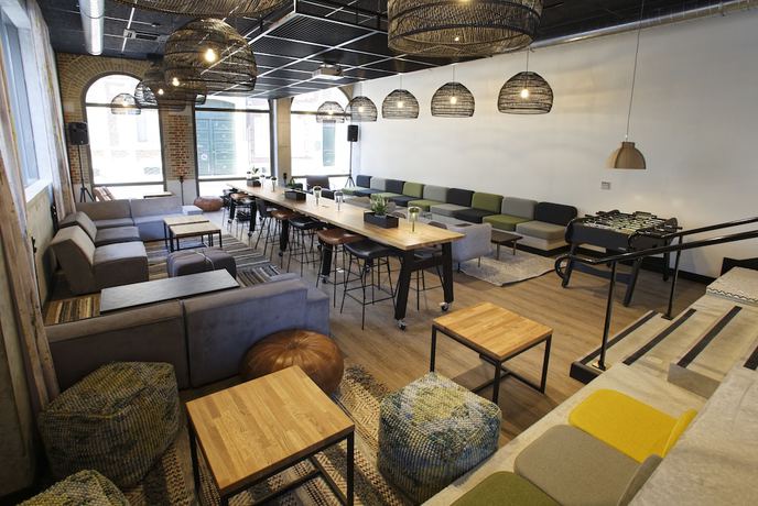 Imagen de los interiores del Hotel ibis Styles Amiens Centre. Foto 20