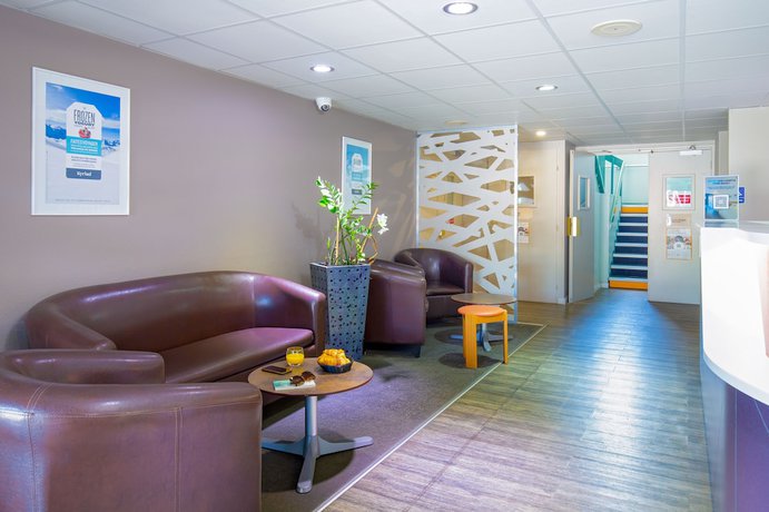 Imagen de los interiores del Hotel ibis Styles Aubagne Gemenos. Foto 15