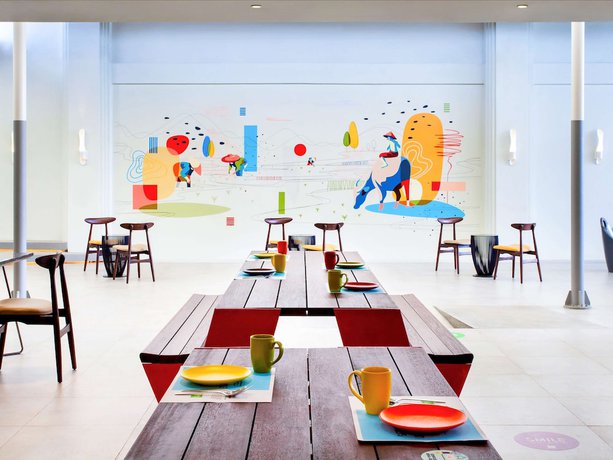 Imagen del bar/restaurante del Hotel ibis Styles Bandung Grand. Foto 6