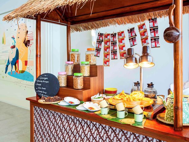 Imagen del bar/restaurante del Hotel ibis Styles Bandung Grand. Foto 8