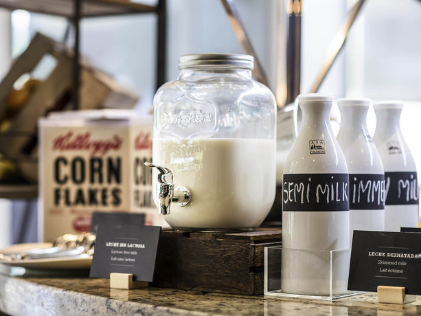 Imagen general del Hotel ibis Styles Barcelona Sant Joan Despi. Foto 3