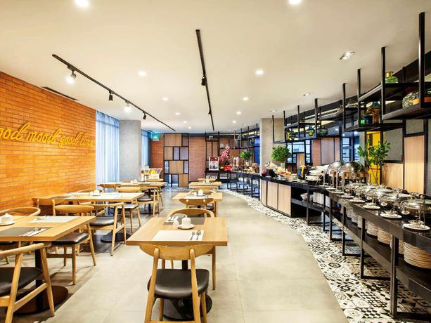 Imagen del bar/restaurante del Hotel ibis Styles Bekasi Jatibening. Foto 7