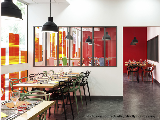 Imagen del bar/restaurante del Hotel ibis Styles Bogor Raya. Foto 6