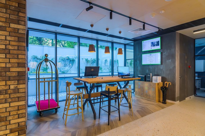 Imagen de los interiores del Hotel ibis Styles Bucharest City Center. Foto 16