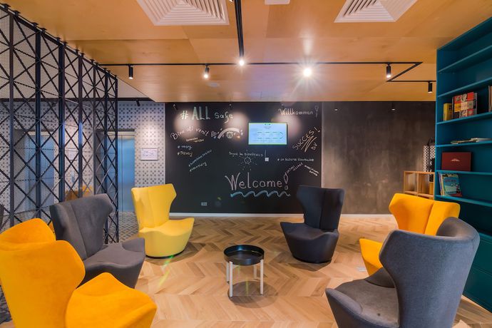 Imagen del bar/restaurante del Hotel ibis Styles Bucharest City Center. Foto 4