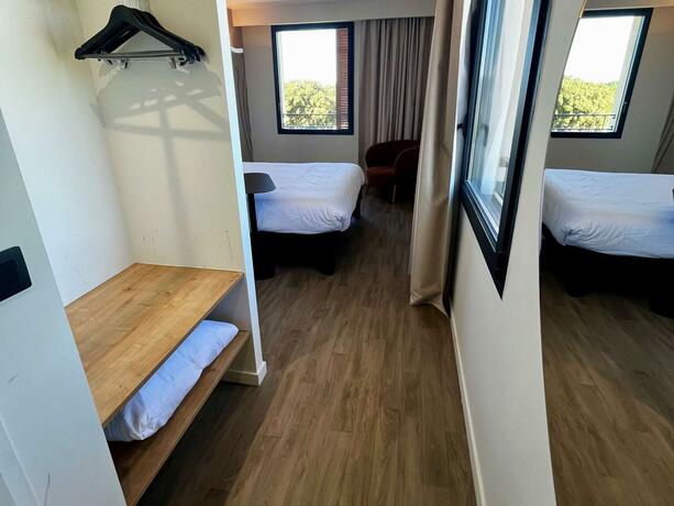 Imagen de la habitación del Hotel ibis Styles Cabri&egrave;s Aix-en-Provence TGV. Foto 11