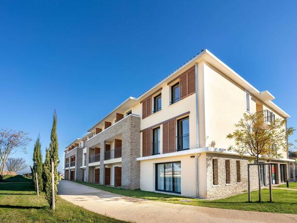 Imagen general del Hotel ibis Styles Cabri&egrave;s Aix-en-Provence TGV. Foto 5