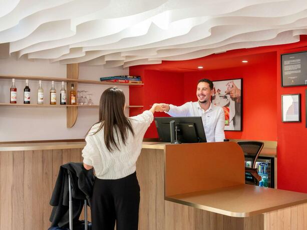 Imagen general del Hotel ibis Styles Cabri&egrave;s Aix-en-Provence TGV. Foto 4