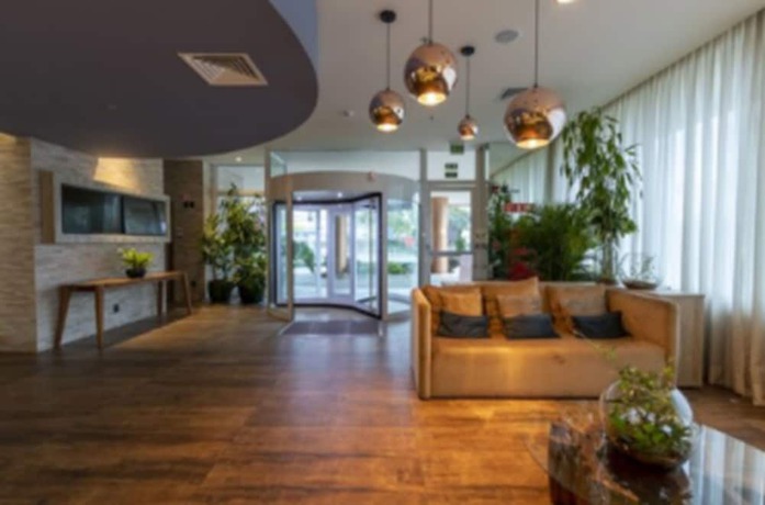 Imagen de los interiores del Hotel ibis Styles Curitiba Aeroporto. Foto 19