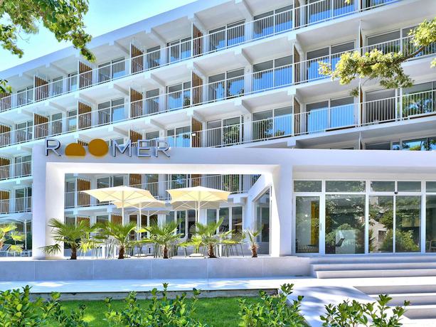 Imagen general del Hotel ibis Styles Golden Sands Roomer. Foto 3