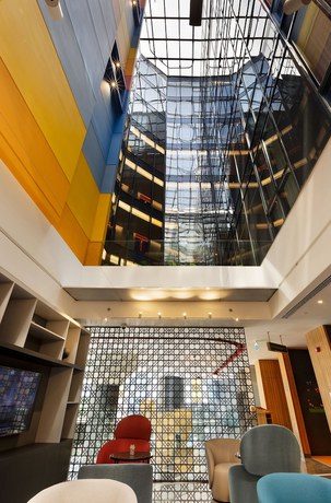 Imagen de los interiores del Hotel ibis Styles Istanbul Merter. Foto 19