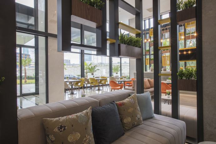 Imagen del bar/restaurante del Hotel ibis Styles Izmir Bornova. Foto 4