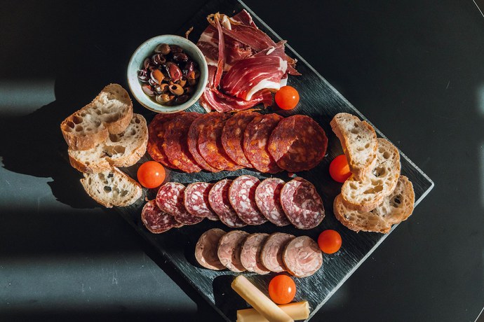 Imagen del bar/restaurante del Hotel ibis Styles La Rochelle Centre Gare. Foto 9