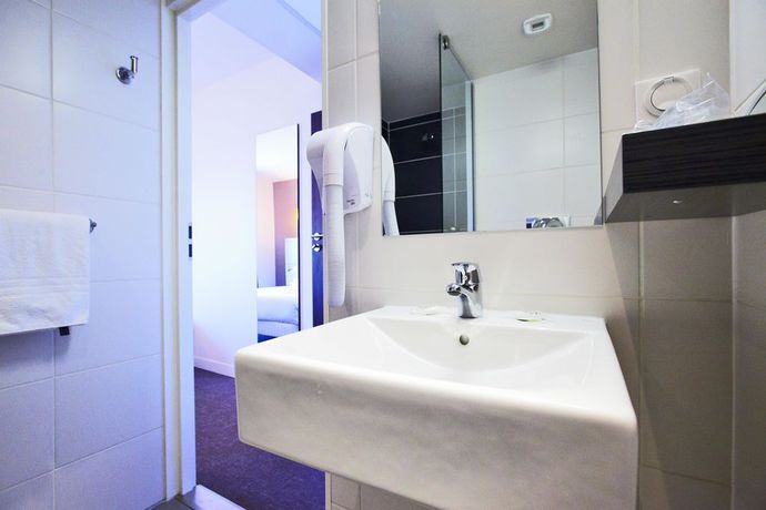 Imagen del bar/restaurante del Hotel ibis Styles La Rochelle Centre les Minimes. Foto 1