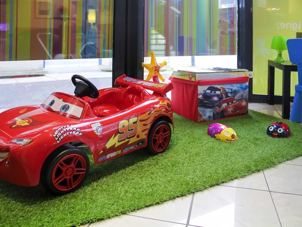 Imagen general del Hotel ibis Styles Le Mans Estación Sur. Foto 2