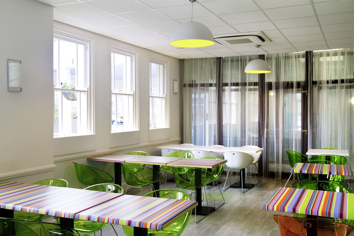 Imagen del bar/restaurante del Hotel ibis Styles London Croydon. Foto 5