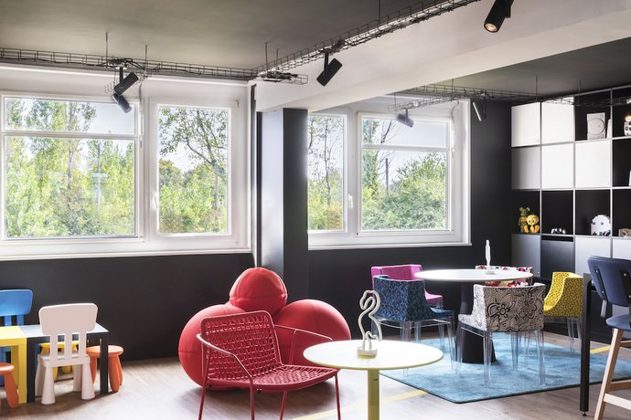 Imagen del bar/restaurante del Hotel ibis Styles Lyon Bron Eurexpo. Foto 6