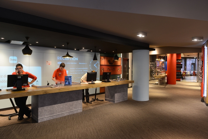 Imagen de los interiores del Hotel ibis Styles Lyon Gerland. Foto 15