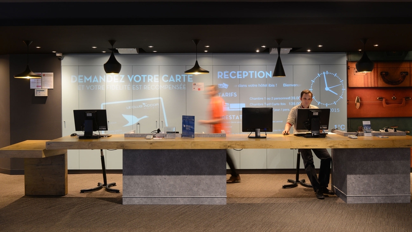Imagen de los interiores del Hotel ibis Styles Lyon Gerland. Foto 16