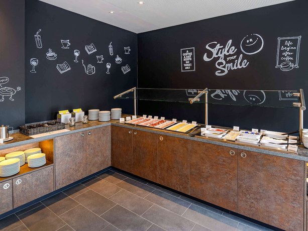 Imagen del bar/restaurante del Hotel ibis Styles Magdeburg. Foto 5