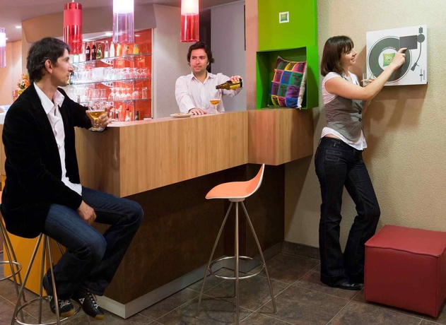 Imagen de los interiores del Hotel ibis Styles Nancy Centre Gare. Foto 14