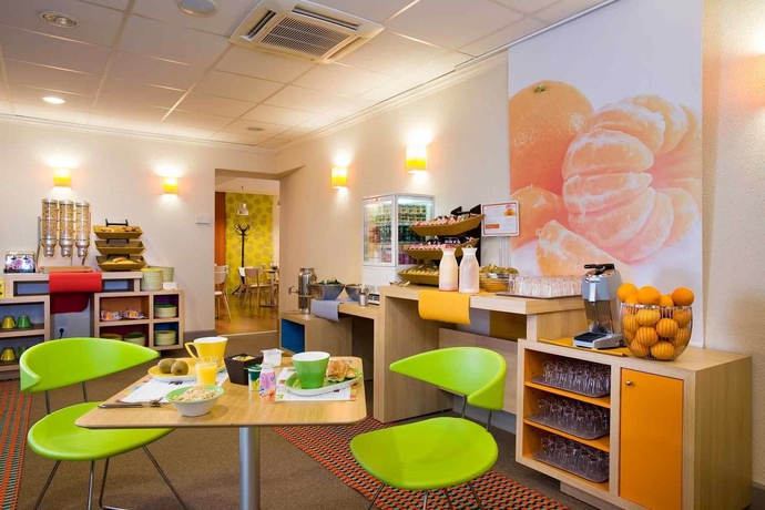 Imagen del bar/restaurante del Hotel ibis Styles Nancy Centre Gare. Foto 7