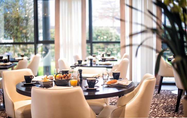 Imagen del bar/restaurante del Hotel ibis Styles Nantes Saint Herblain. Foto 1