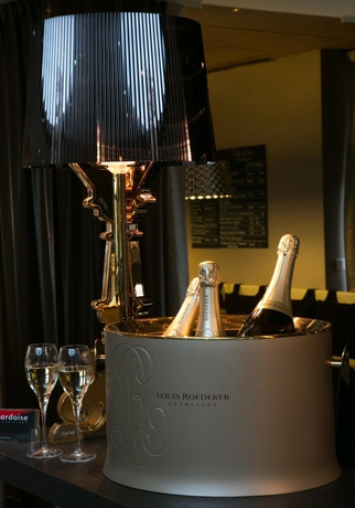 Imagen del bar/restaurante del Hotel ibis Styles Nantes Saint Herblain. Foto 6