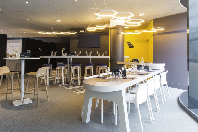 Imagen del bar/restaurante del Hotel ibis Styles Paris CDG Airport. Foto 3