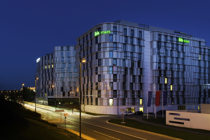 Imagen de los exteriores del Hotel ibis Styles Paris CDG Airport. Foto 10