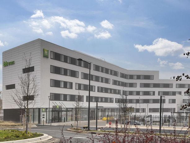 Imagen de los exteriores del Hotel ibis Styles Paris Orly Airport. Foto 18