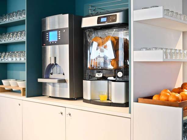 Imagen del bar/restaurante del Hotel ibis Styles Paris Orly Airport. Foto 3