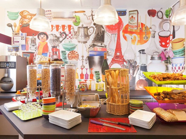 Imagen del bar/restaurante del Hotel ibis Styles Paris République Le Marais. Foto 9