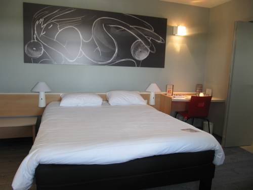Imagen de la habitación del Hotel ibis Styles Pontivy Centre Bretagne. Foto 9