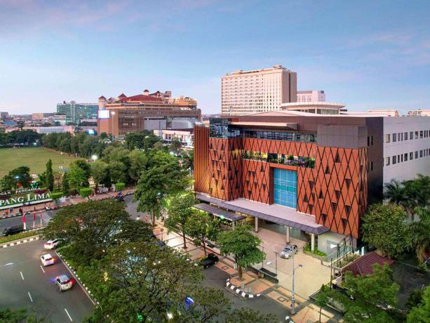 Imagen general del Hotel ibis Styles Semarang Simpang Lima. Foto 1
