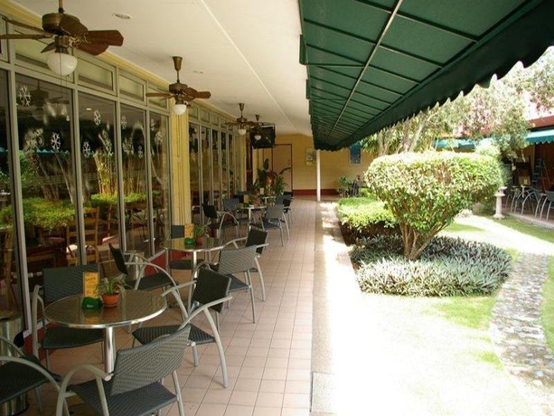 Imagen del bar/restaurante del Hotel ibis Styles Sepang KLIA, Kuala Lumpur. Foto 6