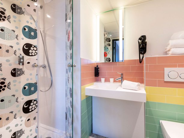 Imagen de la habitación del Hotel ibis Styles Thonon Les Bains. Foto 15